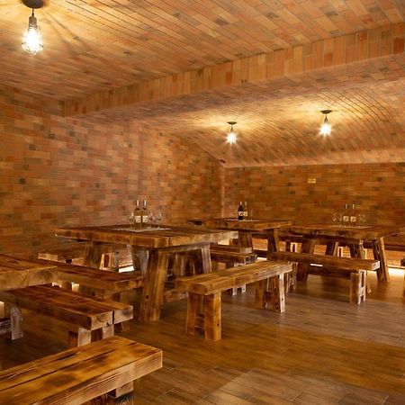 Penzion Šarlota&Vinařství Vítek Josef Mutěnice Exteriér fotografie